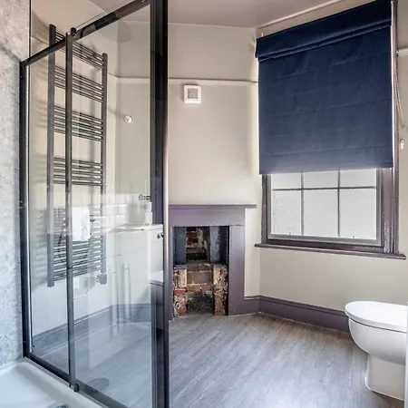 The Falcon - 11 York